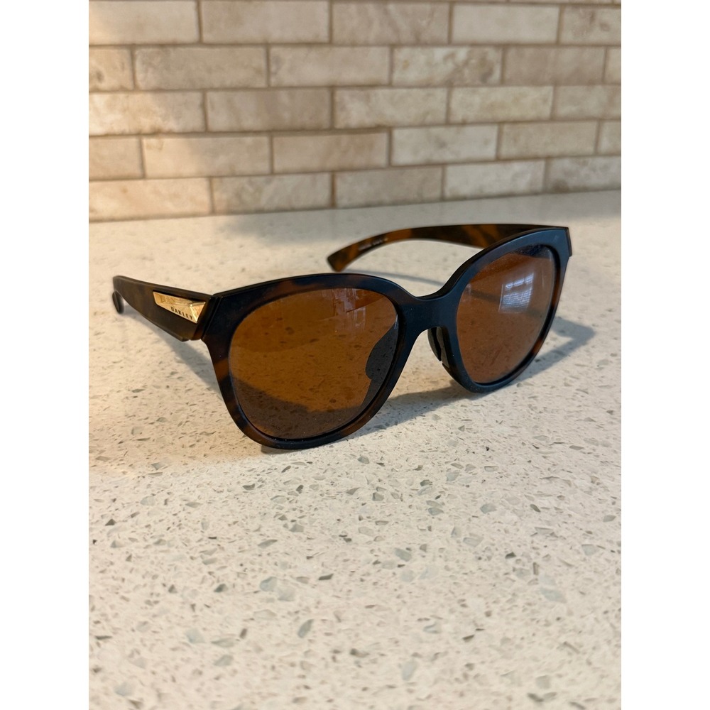 Oakley Low Key Sunglasses OO9433-0654 Matte Tortoise Prizm Tungsten Polarized